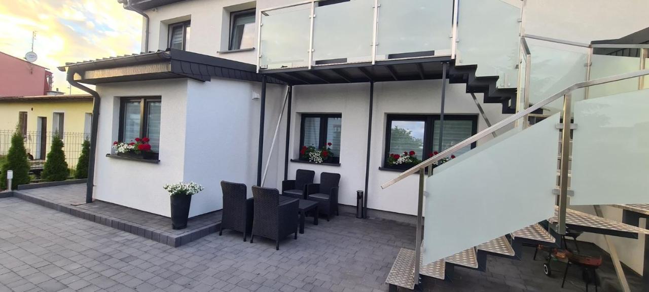 Lębork Apartamenty Happy מראה חיצוני תמונה